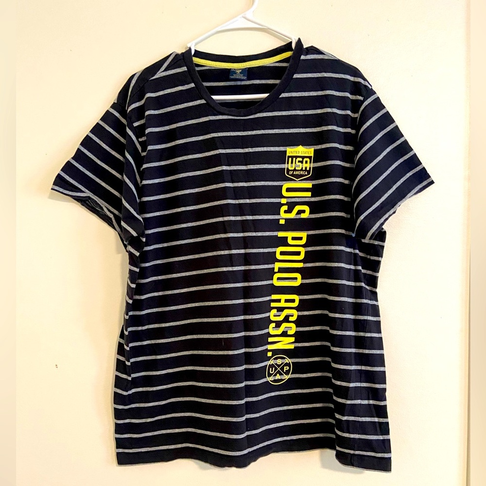 Men’s XL U.S. Polo t-shirt